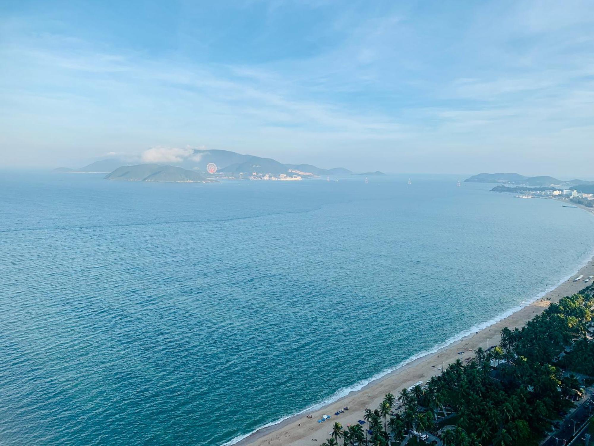 Infinity Sea View Apartment Nha Trang Extérieur photo