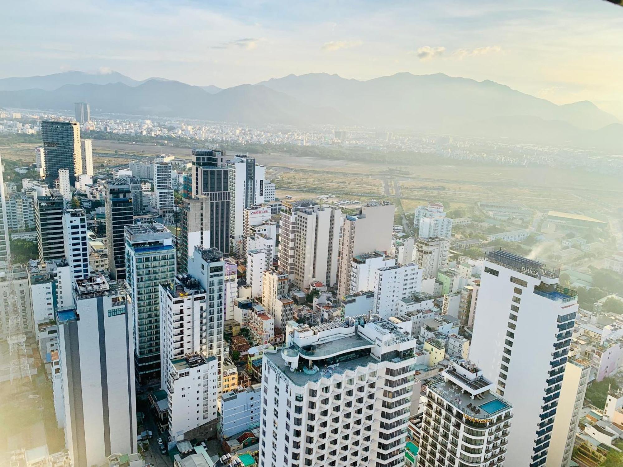 Infinity Sea View Apartment Nha Trang Extérieur photo